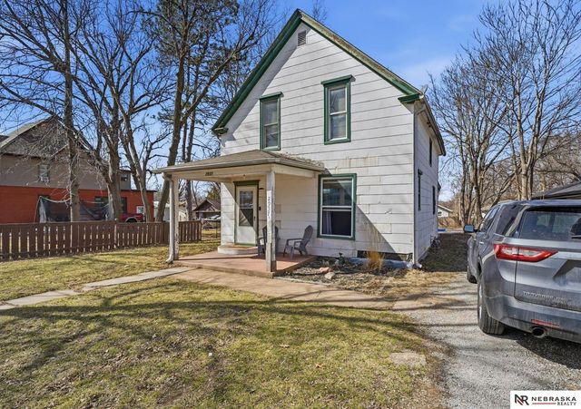 2937 N 46th Street, Lincoln, NE 68504