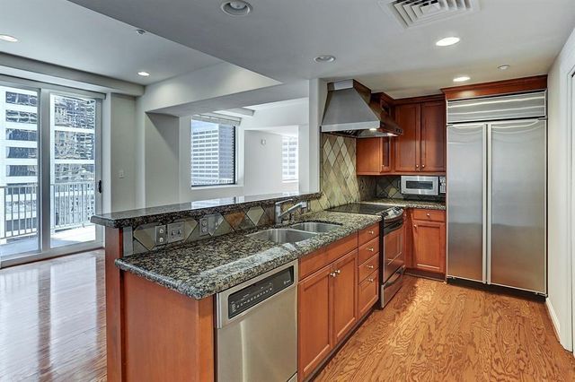 914 Main Street 1806, Houston, TX 77002