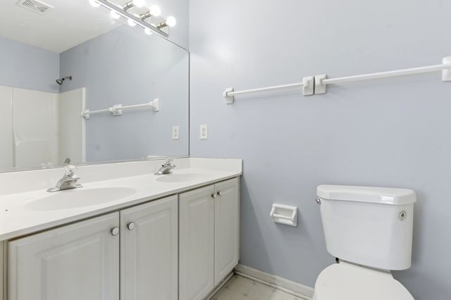 1824 B Country Hills Drive B, Yorkville, IL 60560