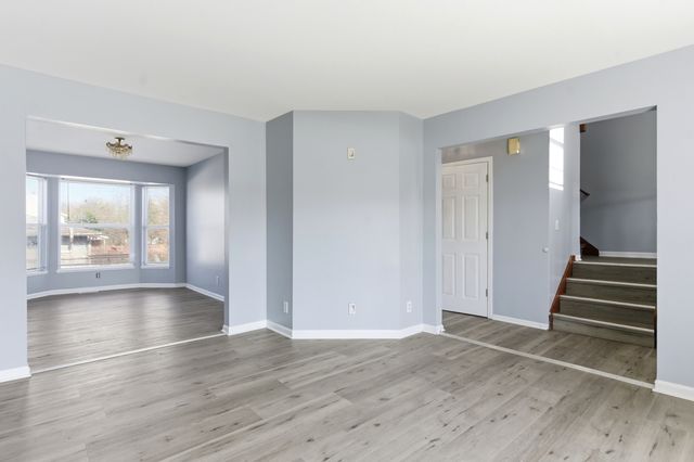 1824 B Country Hills Drive B, Yorkville, IL 60560