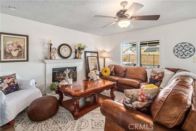 4535 TALENTO Way, Palmdale, CA 93551