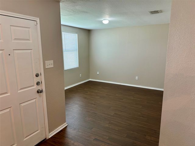 2803 Amber Waves Lane, Lancaster, TX 75134