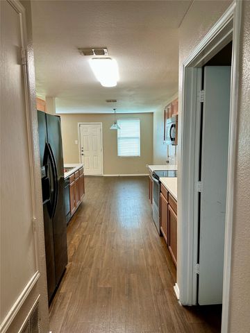 2803 Amber Waves Lane, Lancaster, TX 75134