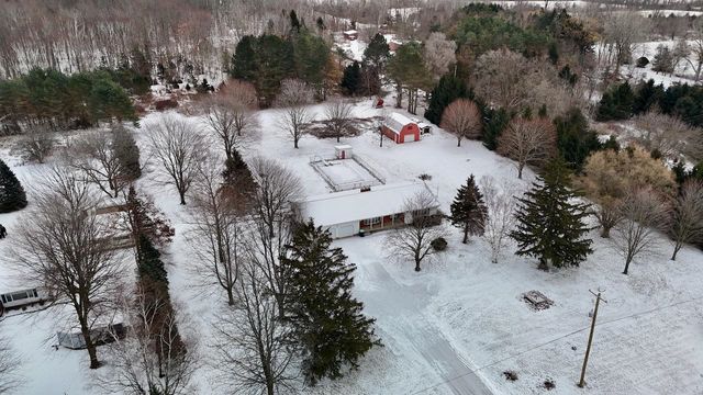 16351 S Oakley Road, Chesaning Twp, MI 48616