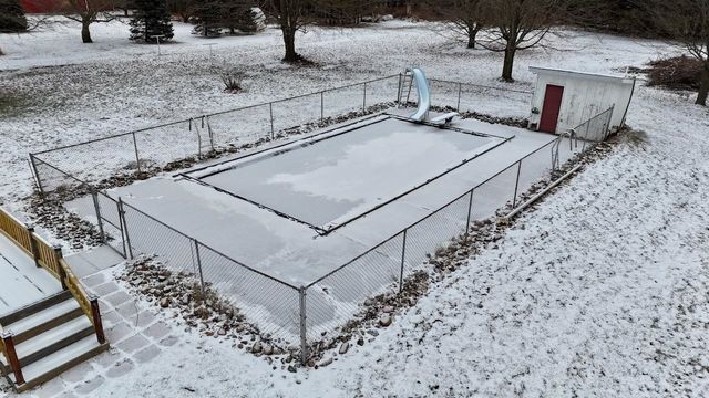 16351 S Oakley Road, Chesaning Twp, MI 48616