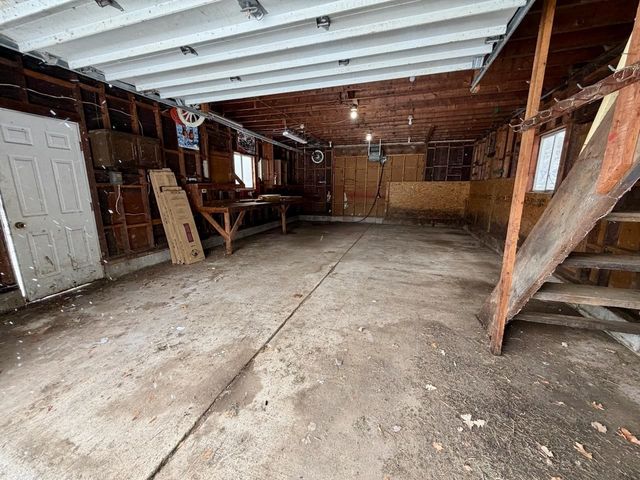 16351 S Oakley Road, Chesaning Twp, MI 48616