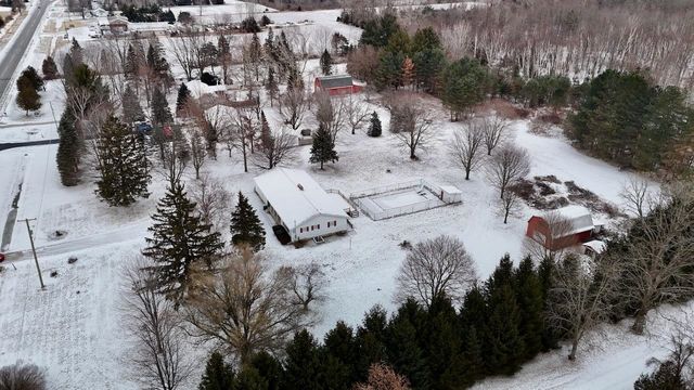 16351 S Oakley Road, Chesaning Twp, MI 48616