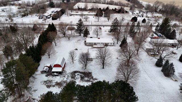 16351 S Oakley Road, Chesaning Twp, MI 48616