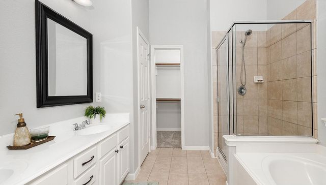 131 S Spinning Wheel Circle, The Woodlands, TX 77382