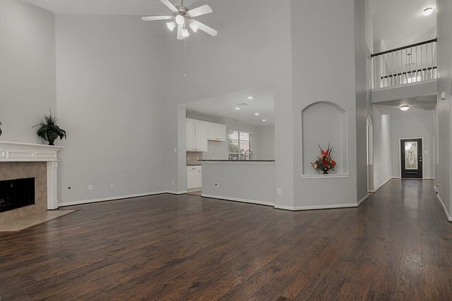 131 S Spinning Wheel Circle, The Woodlands, TX 77382