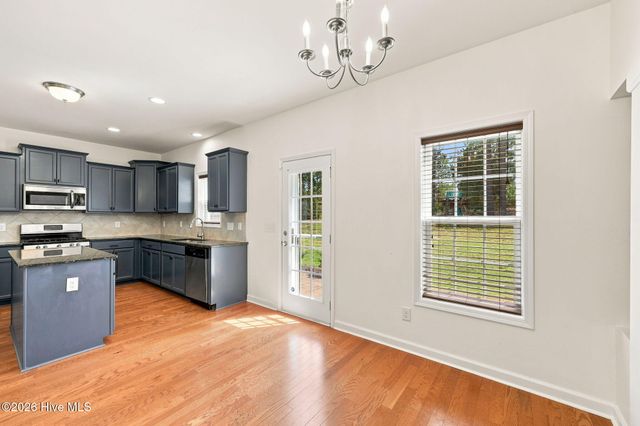 1105 Whitney Drive, Aberdeen, NC 28315