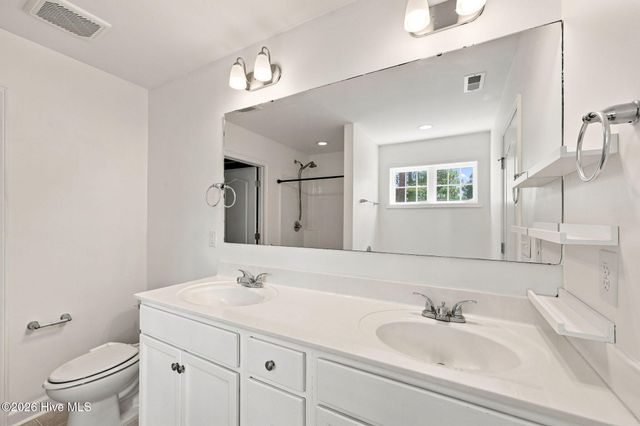 1105 Whitney Drive, Aberdeen, NC 28315