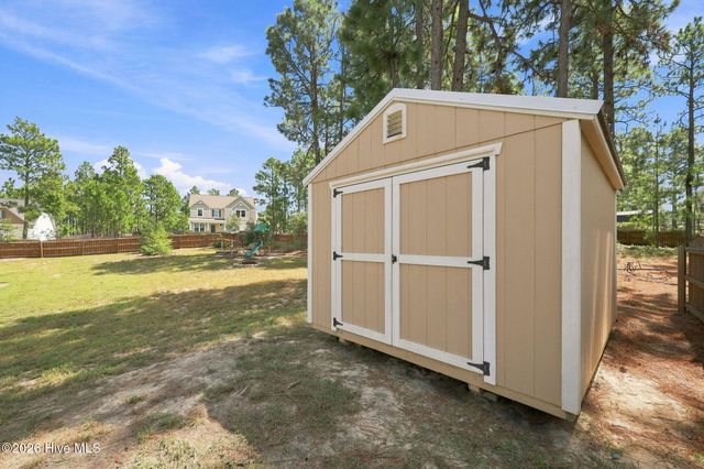 1105 Whitney Drive, Aberdeen, NC 28315