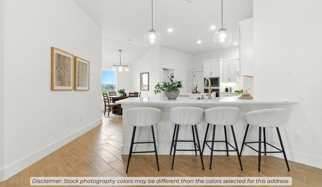 9206 S Pleasant Valley Road, Gentry, AR 72734