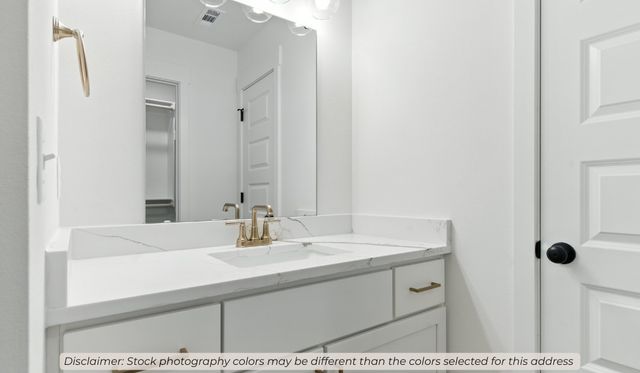 9206 S Pleasant Valley Road, Gentry, AR 72734