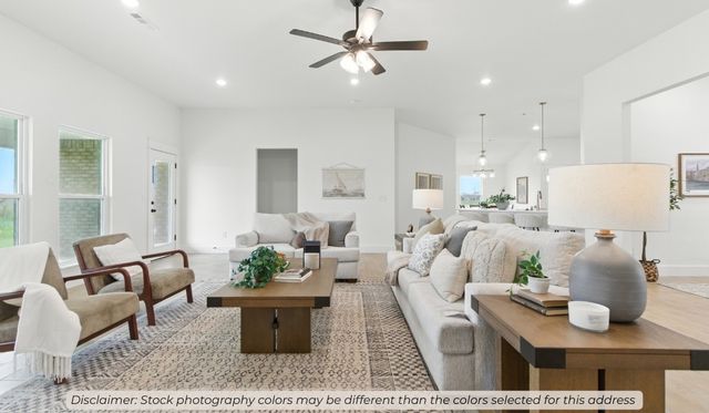 9206 S Pleasant Valley Road, Gentry, AR 72734