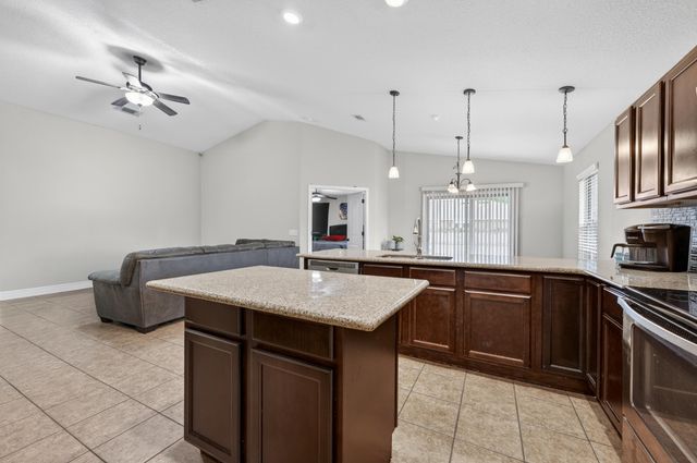 3110 Edelstein Drive, Crestview, FL 32539