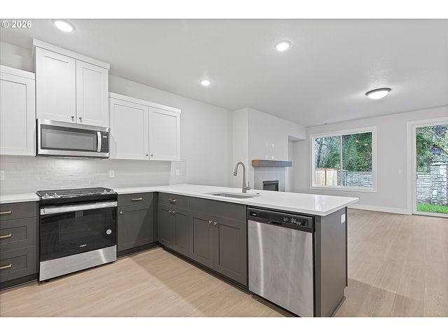 1152 TANSY Ln, Canby, OR 97013