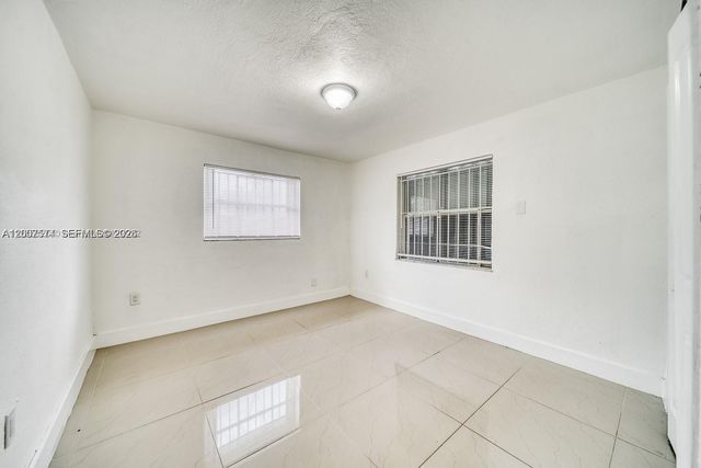 1200 NW 102nd St 1202, Miami, FL 33147