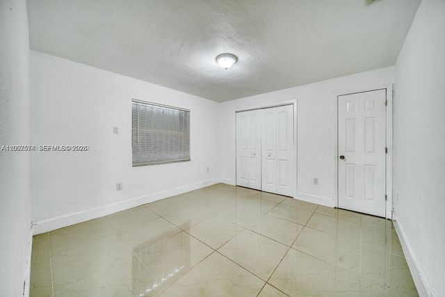 1200 NW 102nd St 1202, Miami, FL 33147