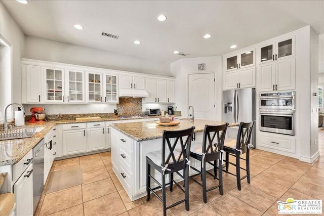 40511 Corte Placitas, Palm Desert, CA 92260