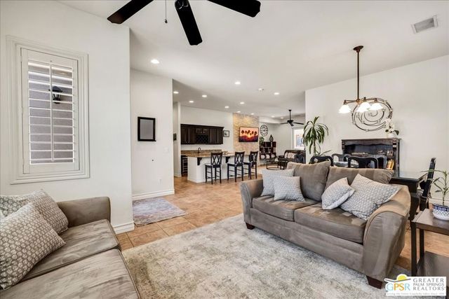 40511 Corte Placitas, Palm Desert, CA 92260