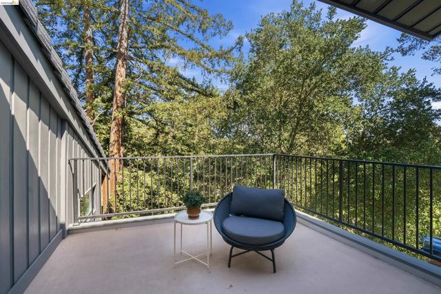 4120 Happy Valley Rd, Lafayette, CA 94549