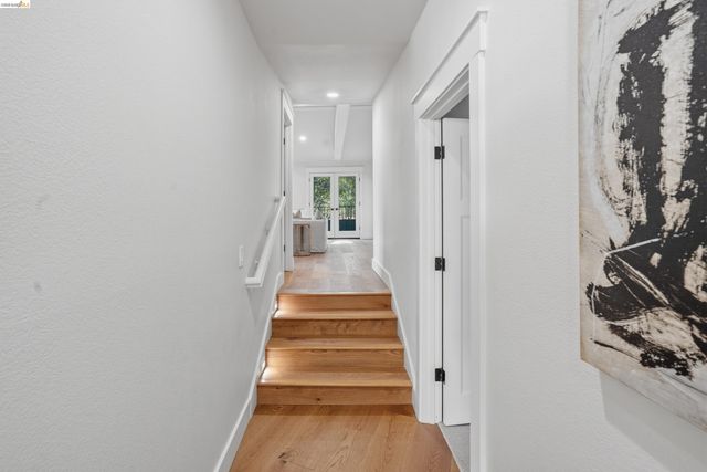 4120 Happy Valley Rd, Lafayette, CA 94549