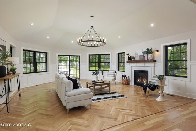 757 Nutswamp Road, Red Bank, NJ 07701