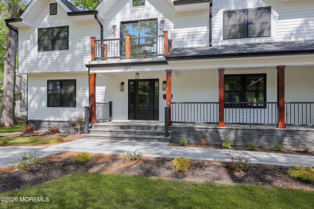 757 Nutswamp Road, Red Bank, NJ 07701
