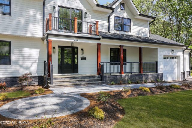 757 Nutswamp Road, Red Bank, NJ 07701
