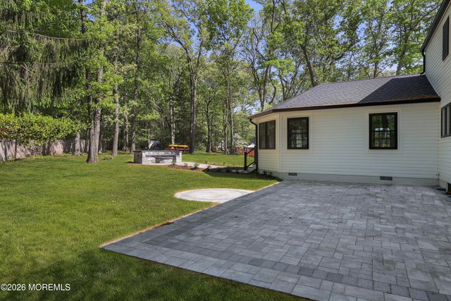 757 Nutswamp Road, Red Bank, NJ 07701