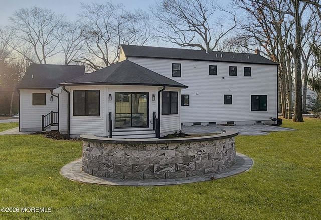 757 Nutswamp Road, Red Bank, NJ 07701