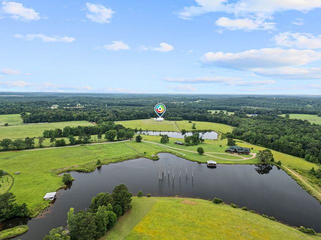 180 Hill Top, Kelly Ranch Rd West, Jefferson, TX 75657