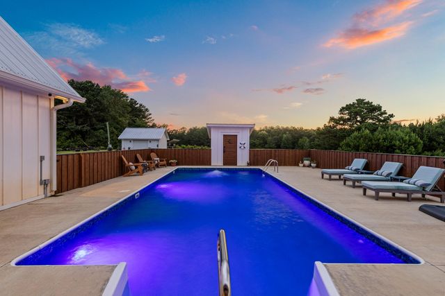 180 Hill Top, Kelly Ranch Rd West, Jefferson, TX 75657