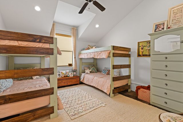 180 Hill Top, Kelly Ranch Rd West, Jefferson, TX 75657