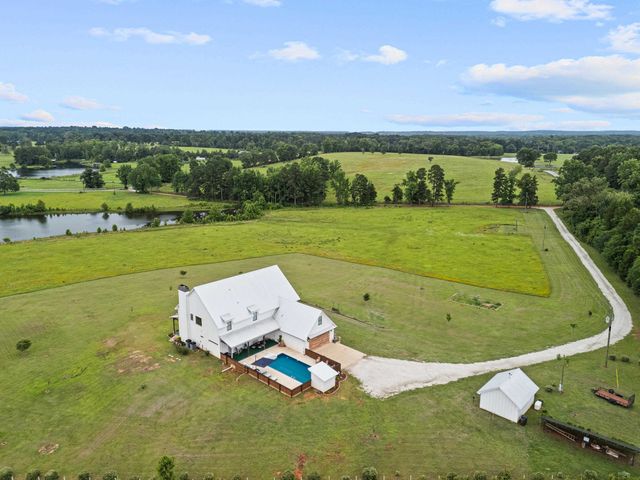 180 Hill Top, Kelly Ranch Rd West, Jefferson, TX 75657