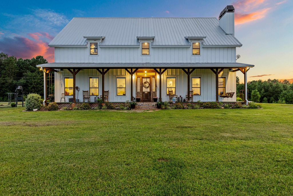 180 Hill Top, Kelly Ranch Rd West, Jefferson, TX 75657