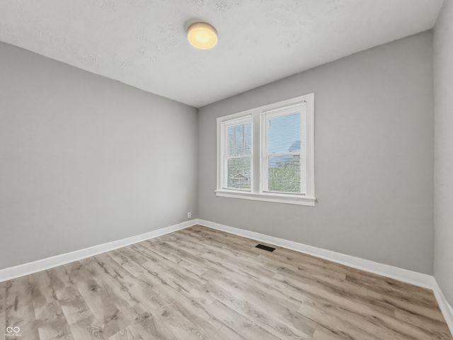 6 S Euclid Avenue, Indianapolis, IN 46201