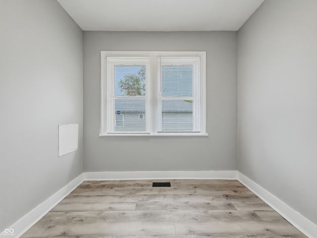 6 S Euclid Avenue, Indianapolis, IN 46201