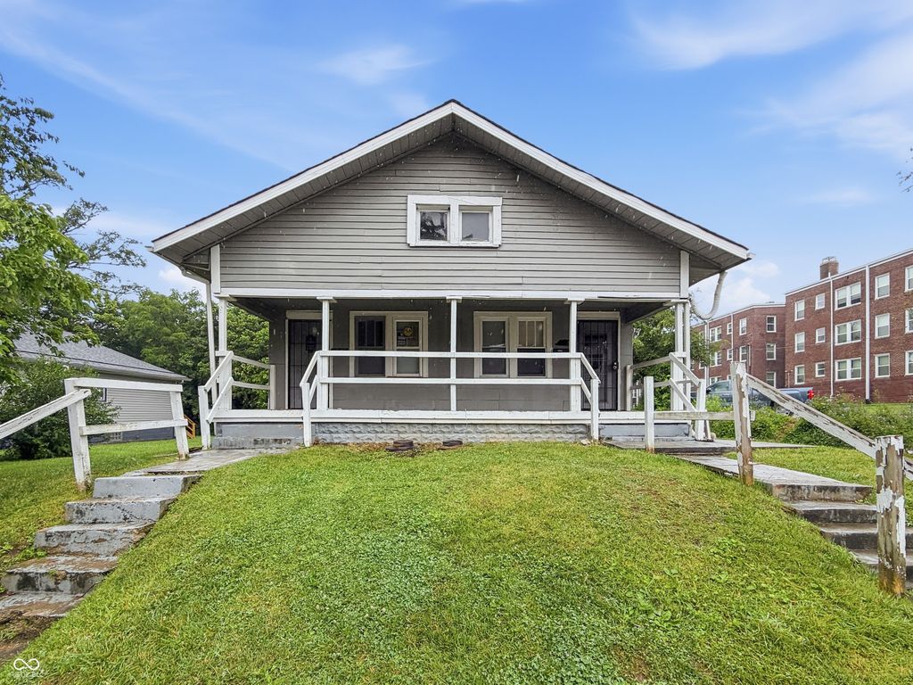6 S Euclid Avenue, Indianapolis, IN 46201