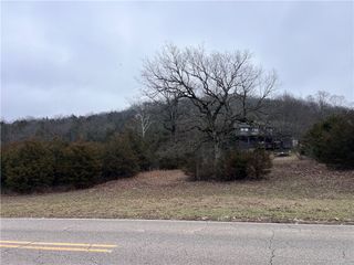 Woodsdale Drive, Eureka Springs, AR 72631