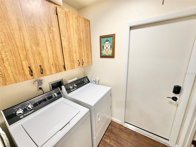 209 W DELAWARE STREET, Tavares, FL 32778