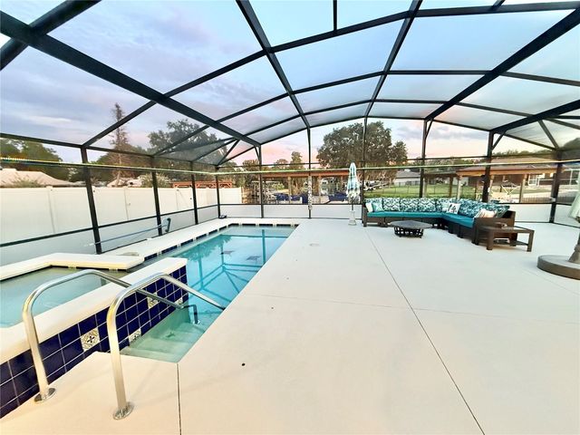 209 W DELAWARE STREET, Tavares, FL 32778