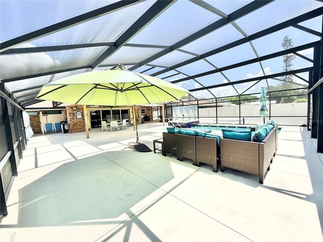209 W DELAWARE STREET, Tavares, FL 32778
