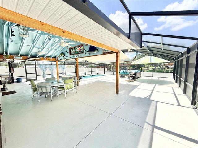 209 W DELAWARE STREET, Tavares, FL 32778