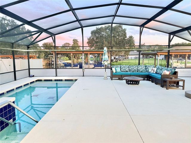 209 W DELAWARE STREET, Tavares, FL 32778