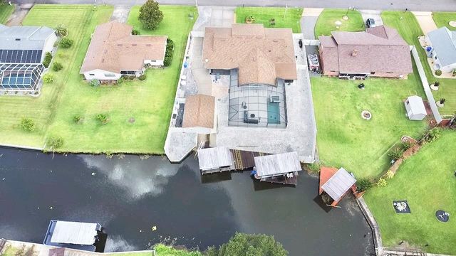 209 W DELAWARE STREET, Tavares, FL 32778