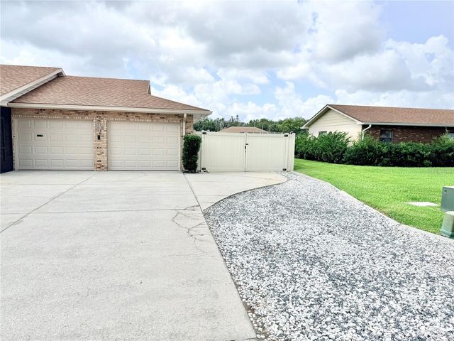 209 W DELAWARE STREET, Tavares, FL 32778