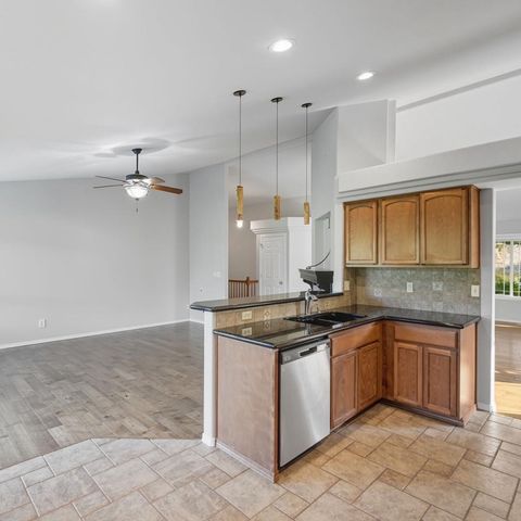 917 N Garry Dr Dr, Liberty Lake, WA 99109